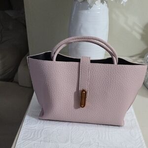 Elegant Pink Handbag